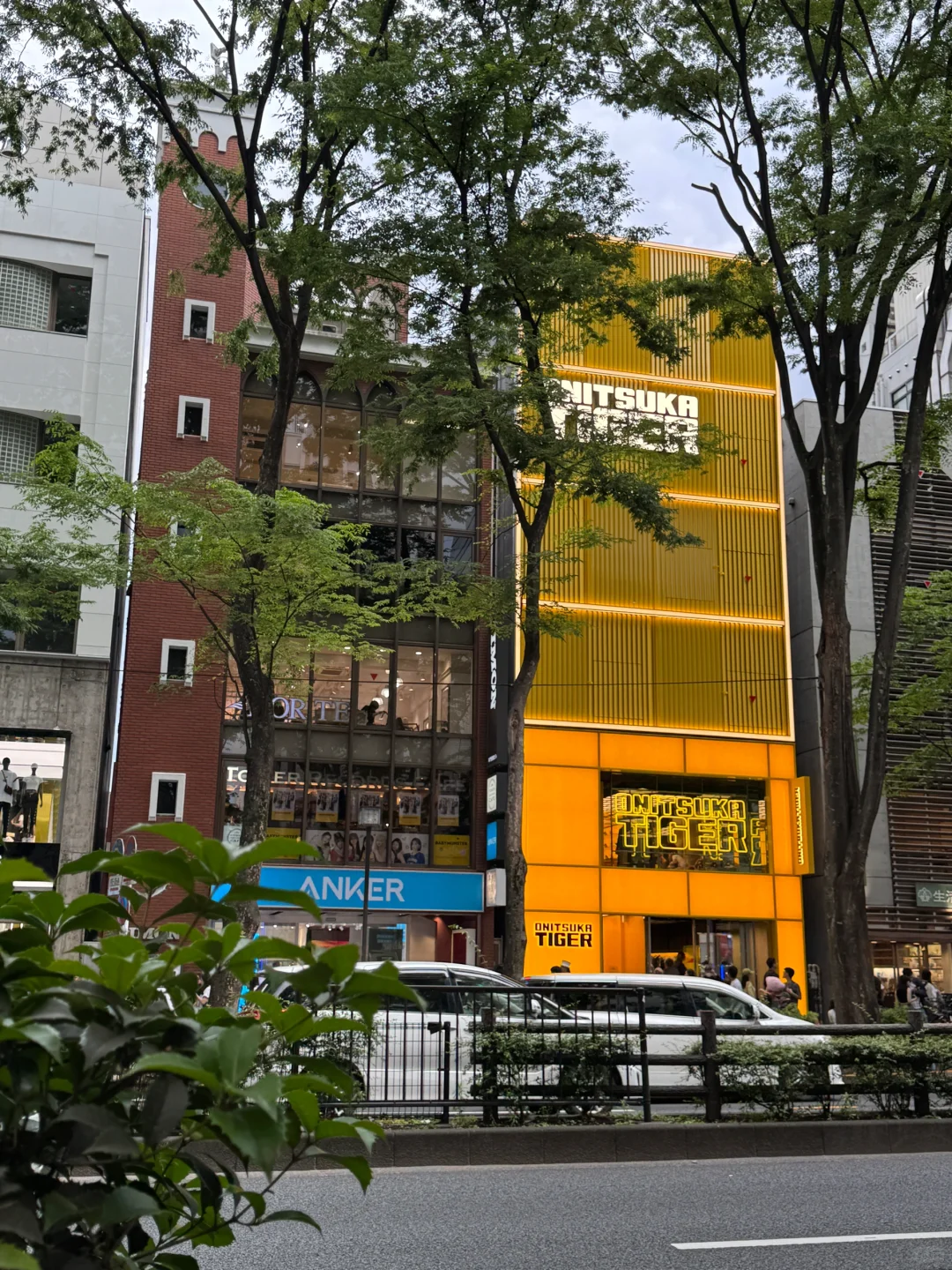 东京表参道｜玻璃建筑博物馆