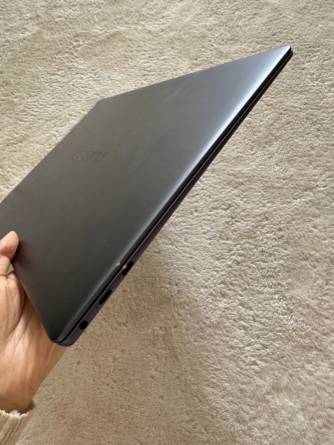 华为笔记本急出！价格直接腰斩～