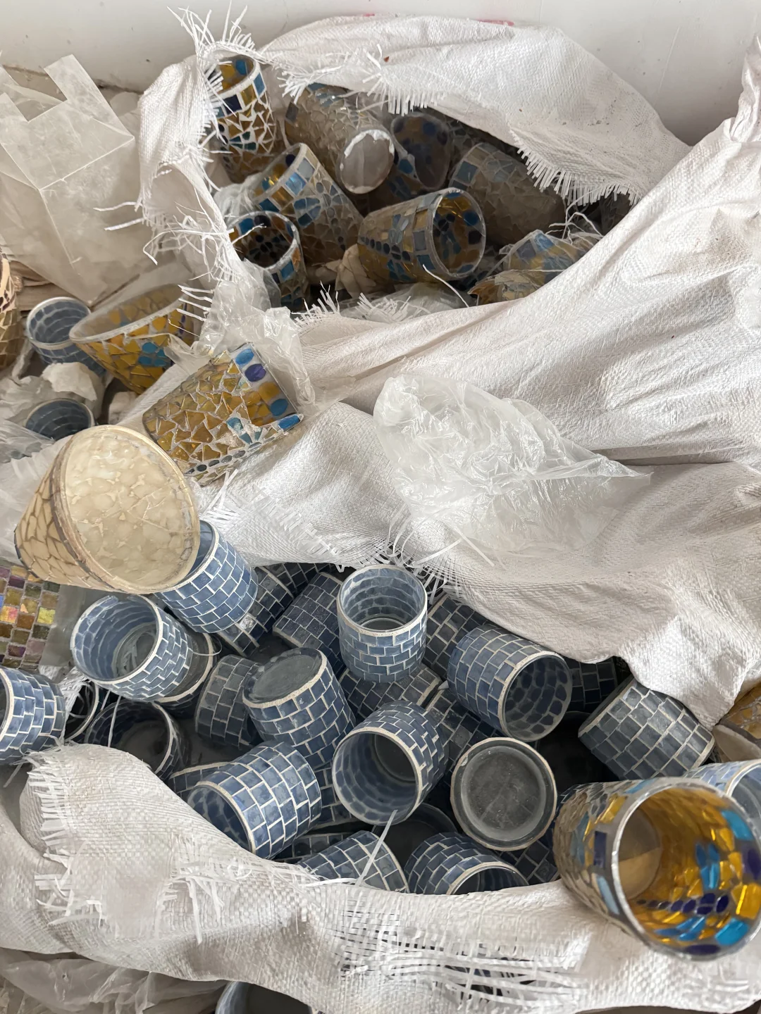 关于我花一元在淄博捡玻璃这件事