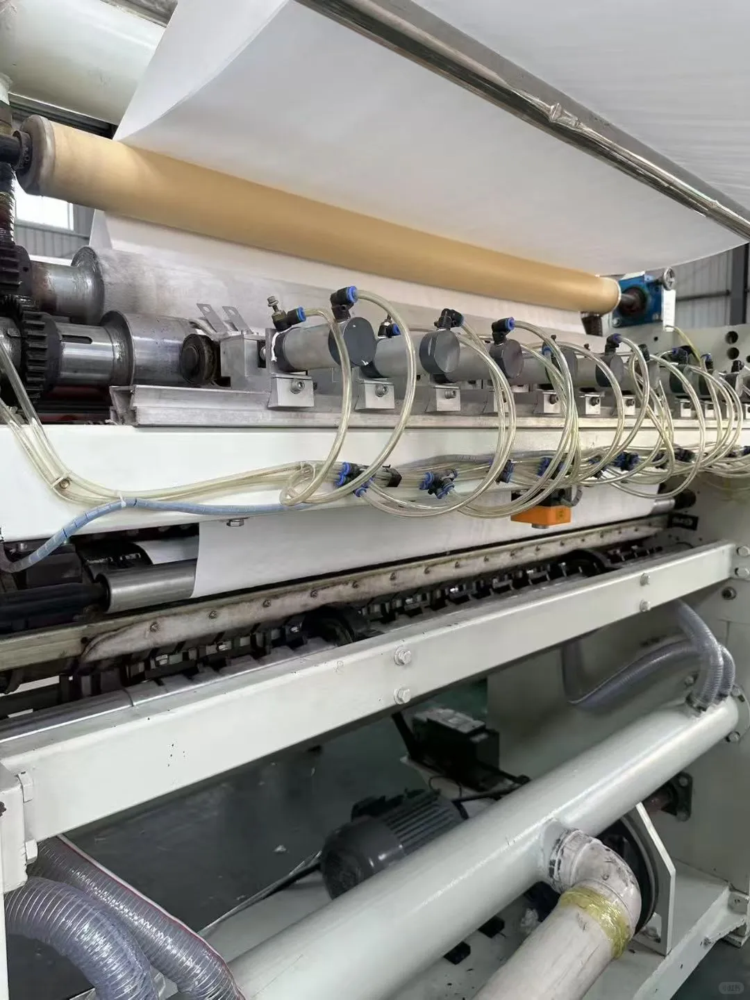 7排190抽纸机也可以打棉柔巾两用