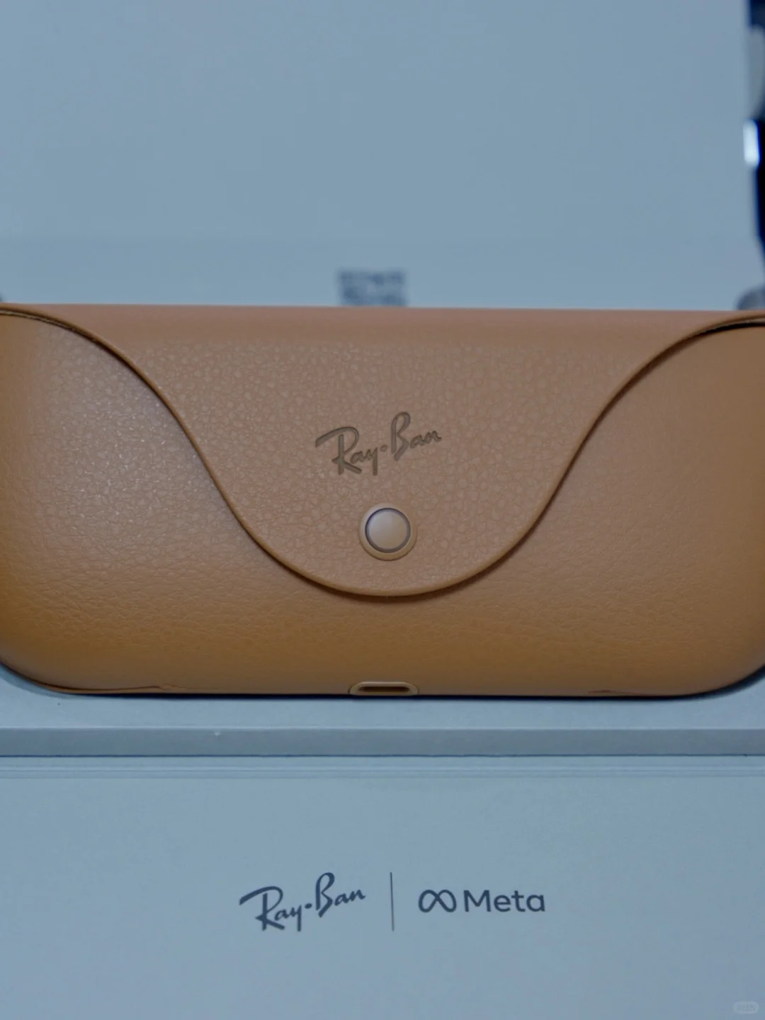 Meta雷朋AI眼镜2开箱