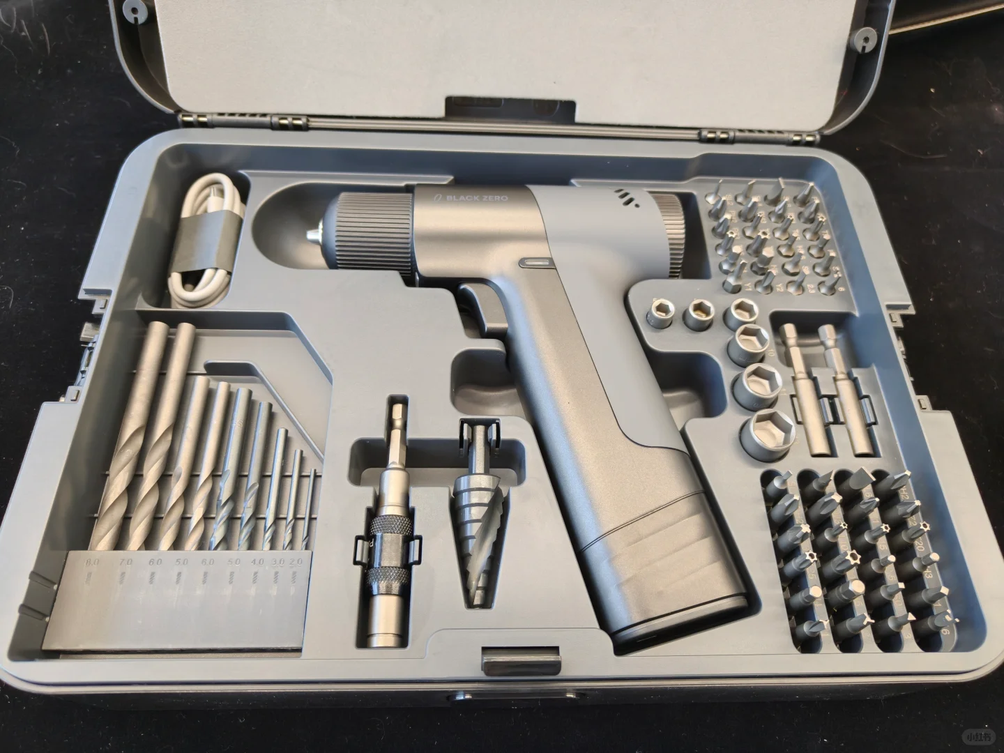 高颜值实用性能家用工具箱，男人的快乐