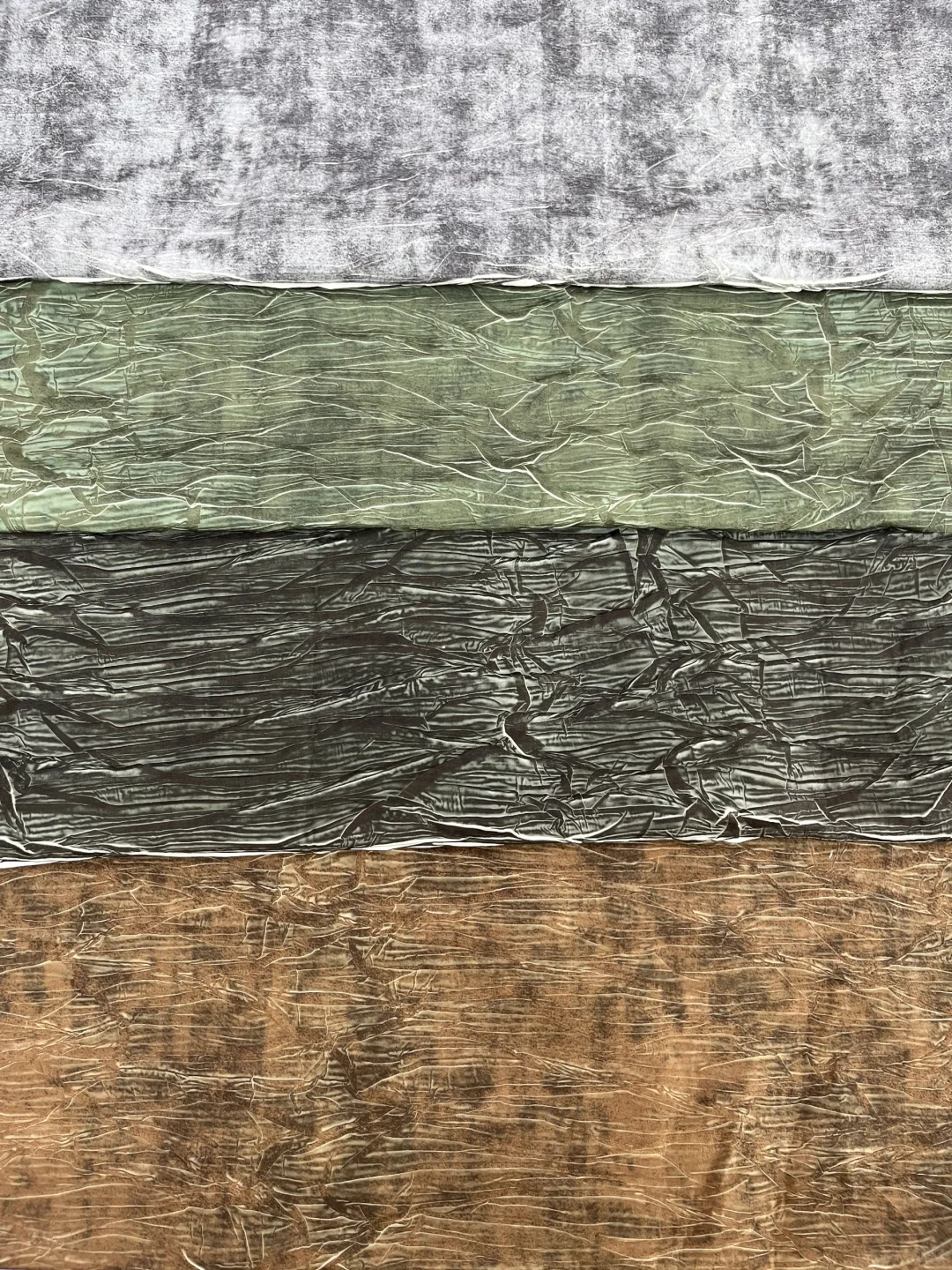 层叠纹理：色彩与质感的交融