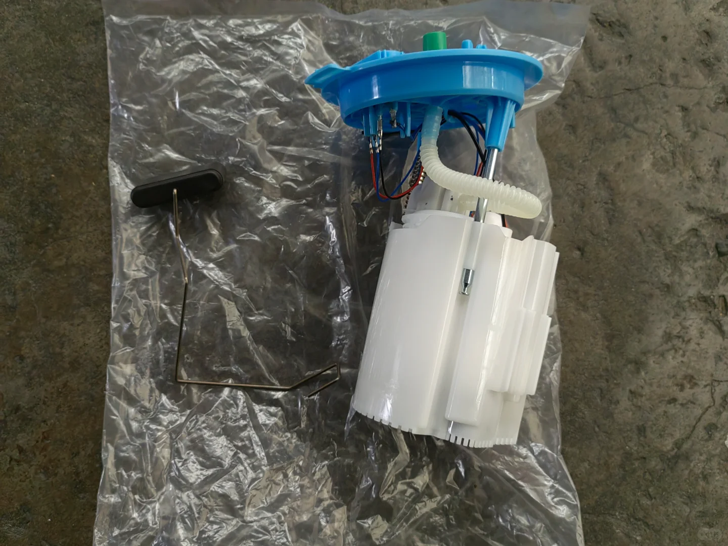 大众原厂汽油泵总成，更换方便