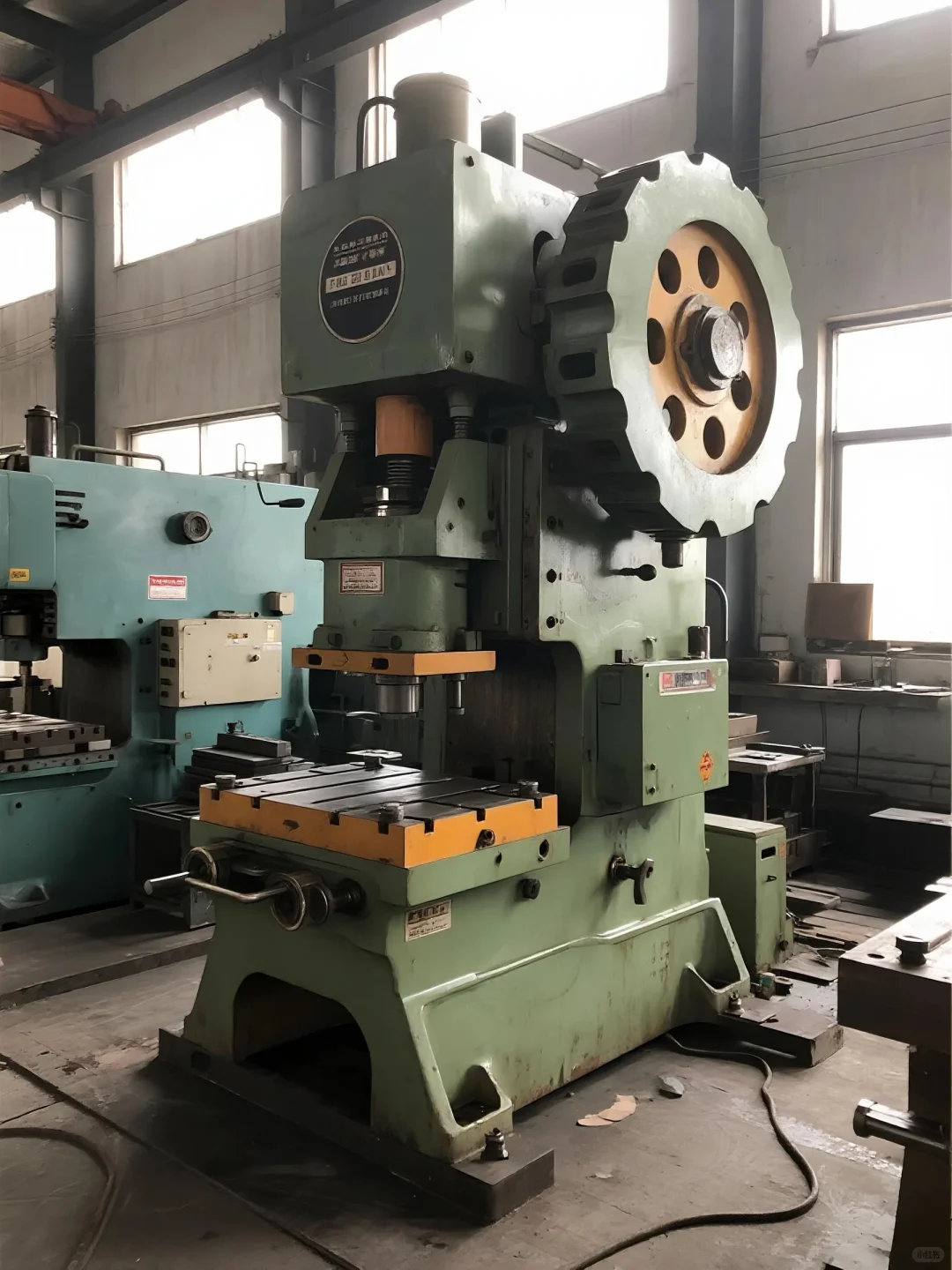 冲床回收天花板！高价秒结，品牌型号全收！