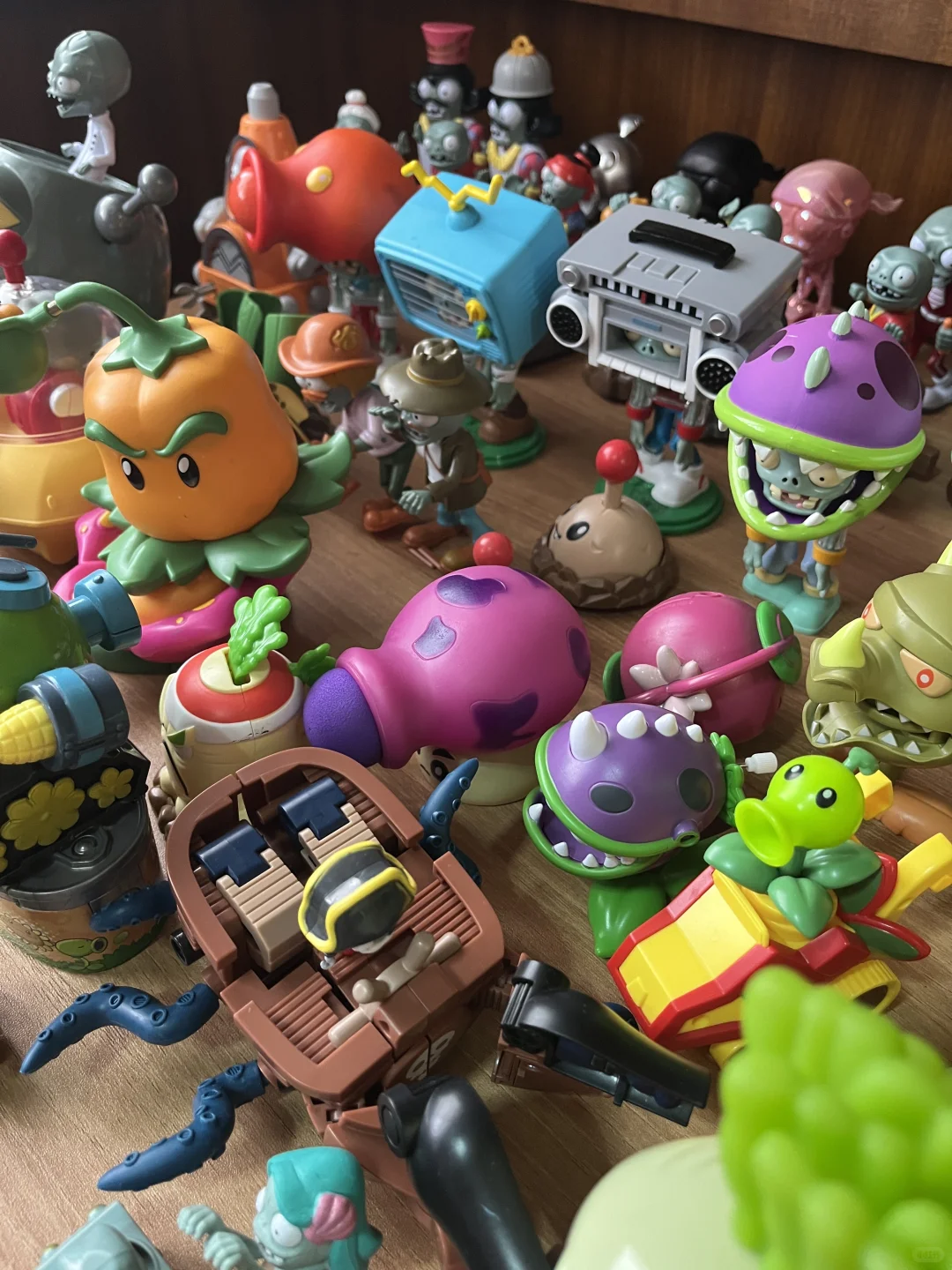 包浆玩具！一代人有一代人的泡泡玛特