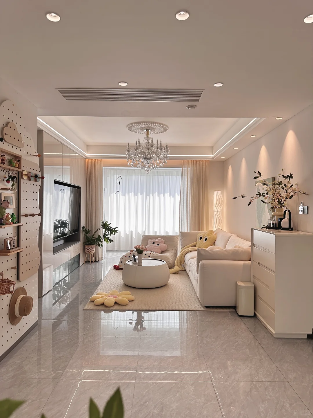 这才是普通人的家吧!不富裕但整洁~