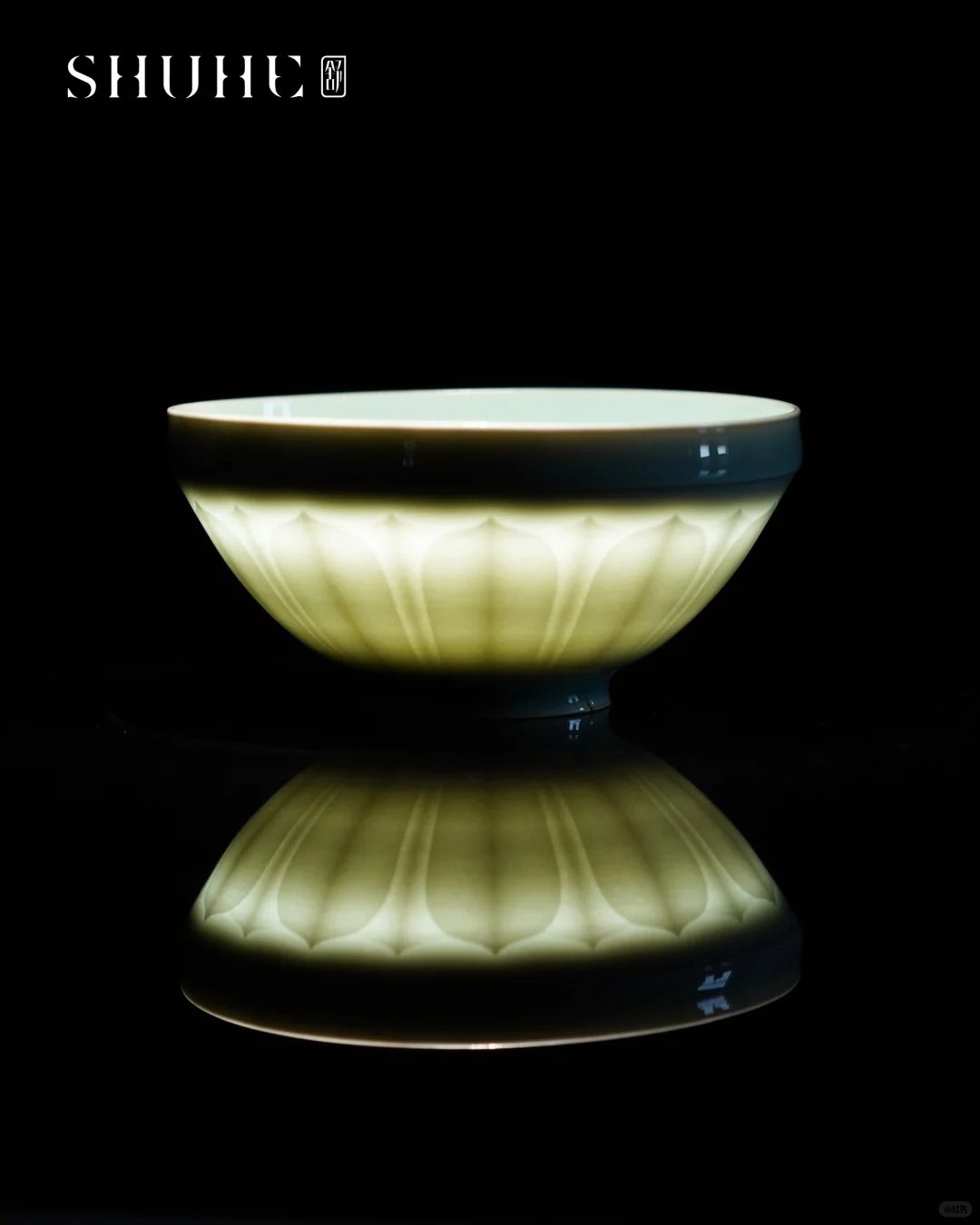 薄胎瓷丨薄似蝉翼 亮如玻璃