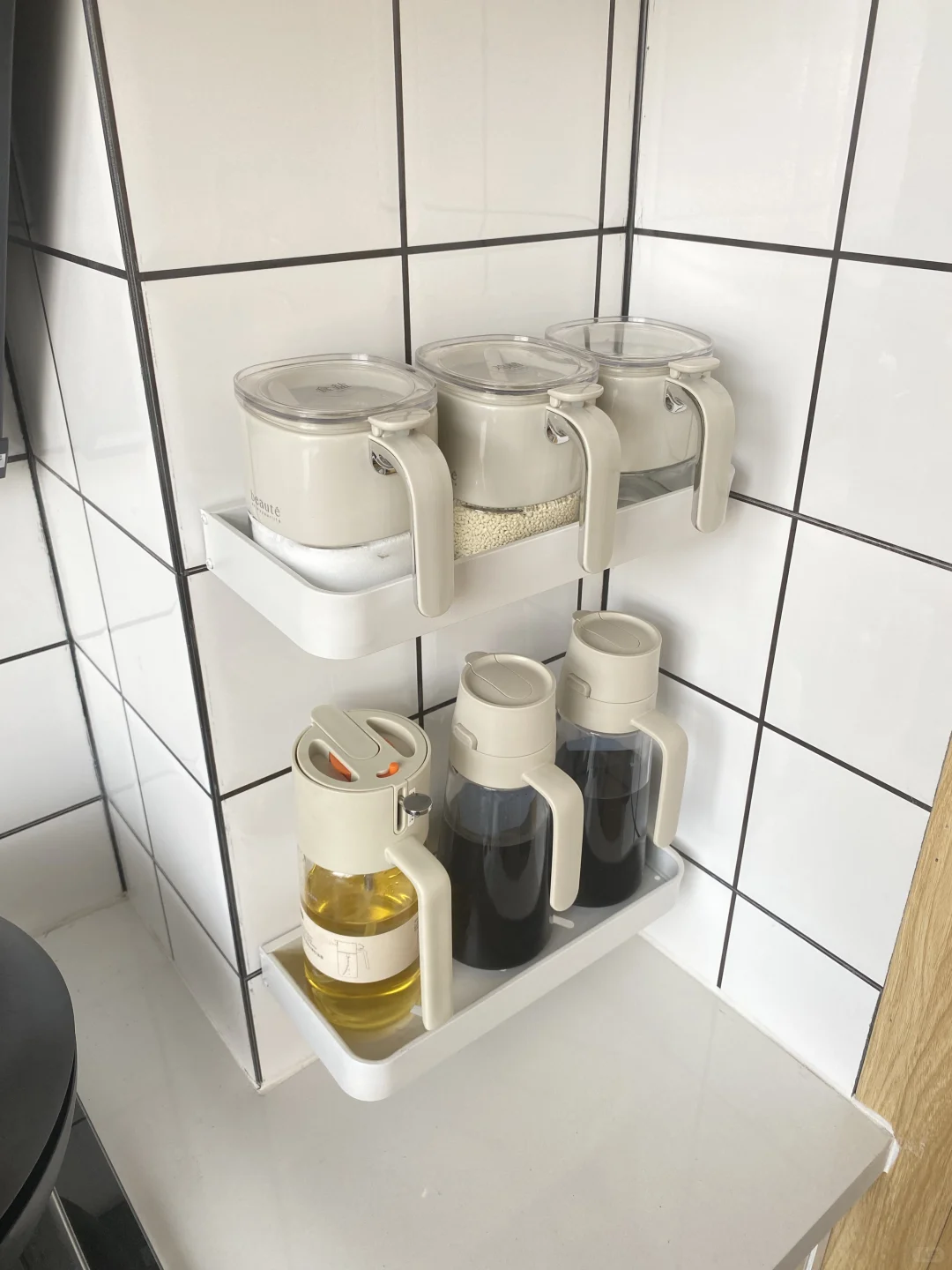 买了8个才找到一个好用的调料罐调料盒！