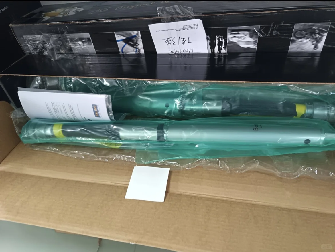 摩托车配件一批拍卖