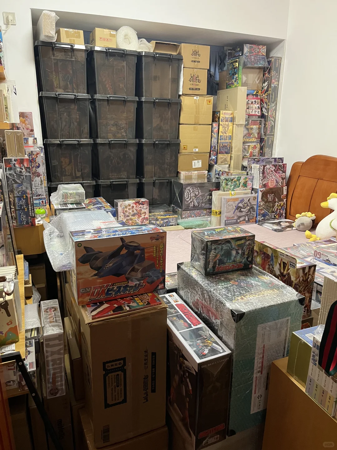 六年玩具收藏终究是卧室抗下了所有