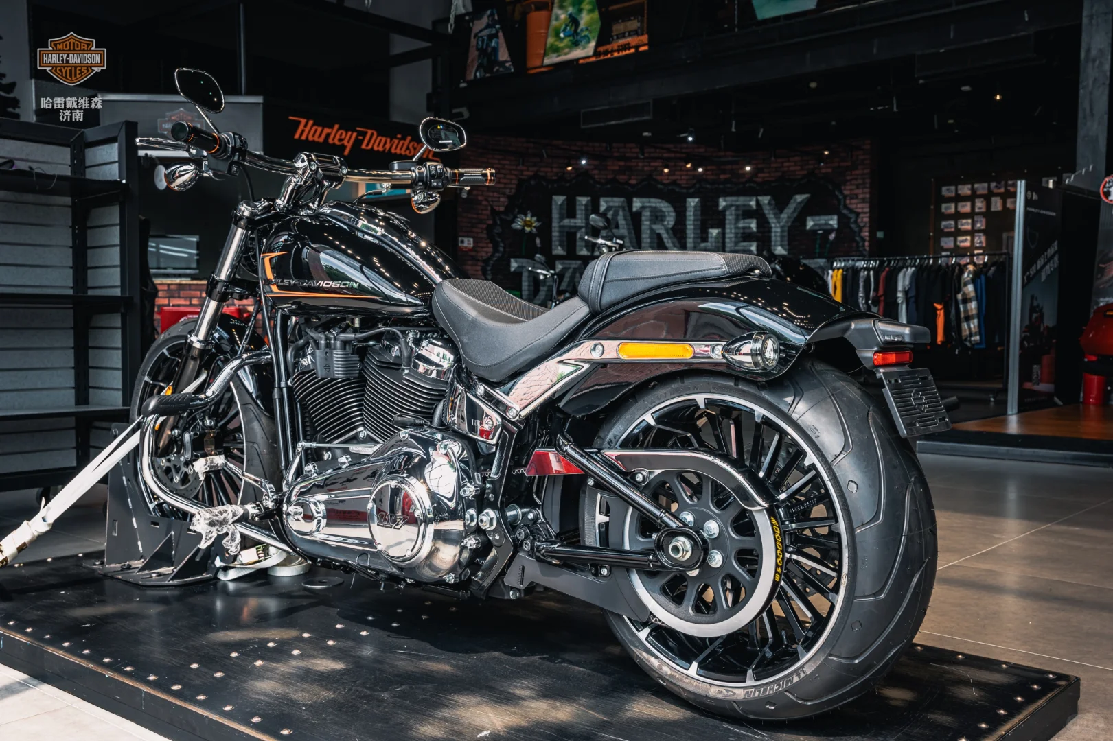 骑上哈雷突破者，世界都是你的?️