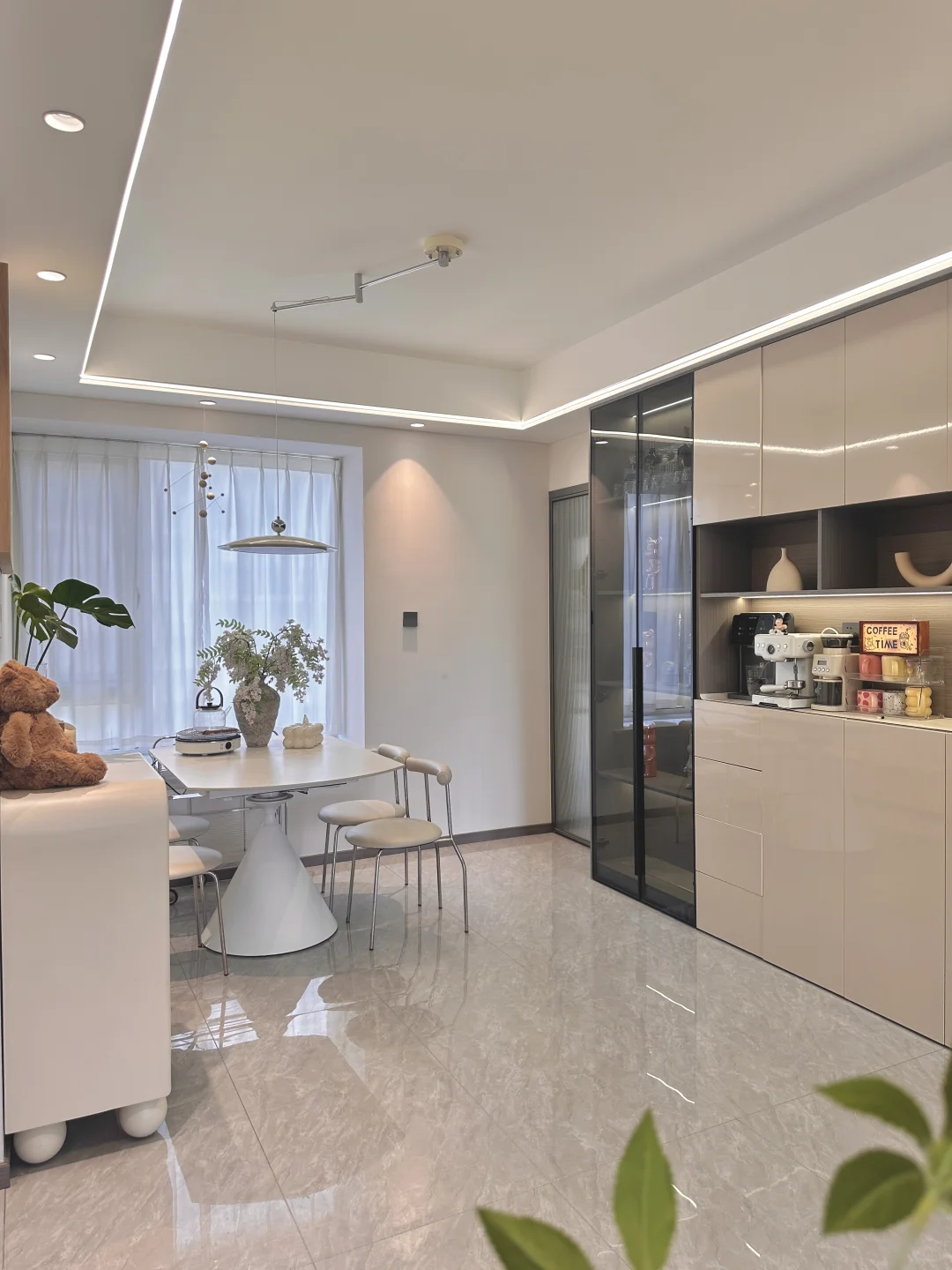 这才是普通人的家吧!不富裕但整洁~