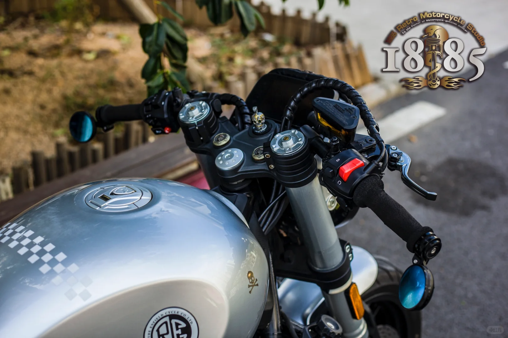 赛科龙Re560改Cafe Race套件