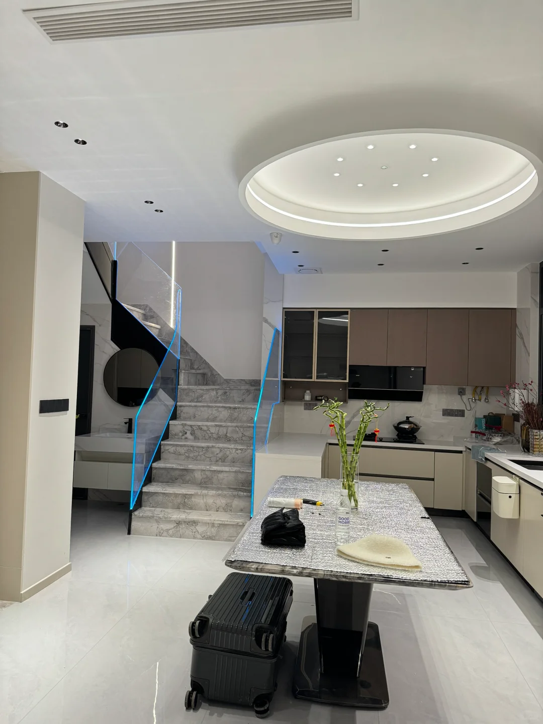 爸妈装的玻璃走廊