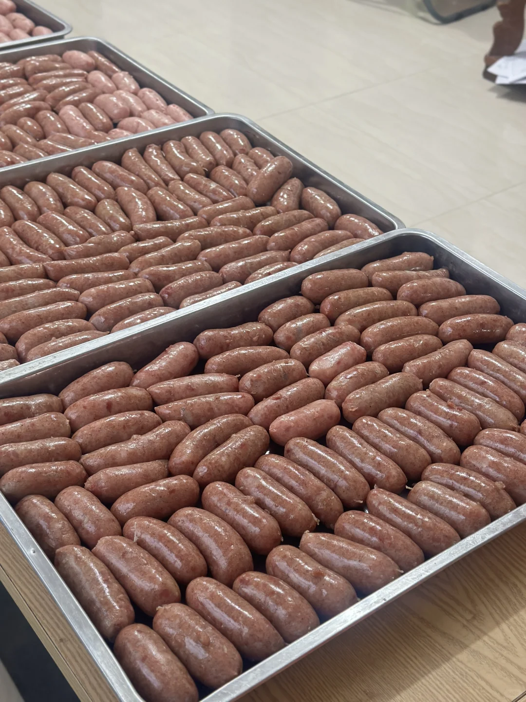 纯肉手工香肠一斤28贵吗?