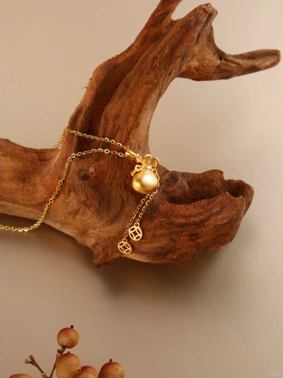 用简单小道具也能拍出好看的项链