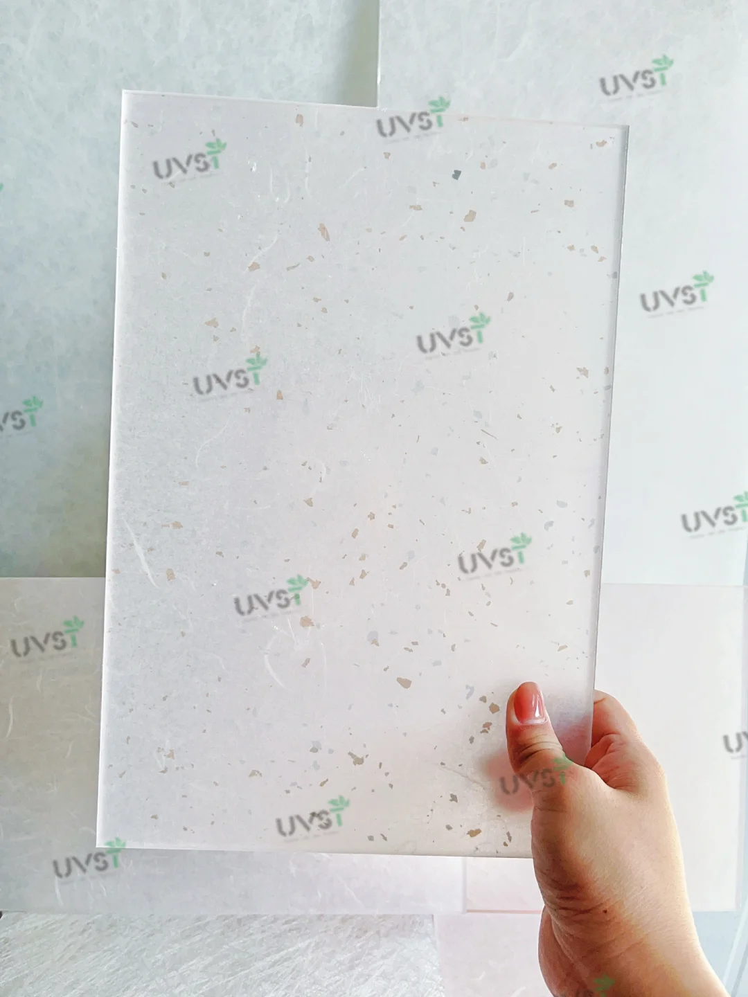 和纸树脂板?2025年设计师都爱装饰材料