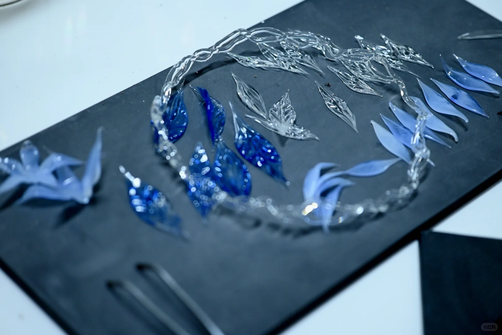 来景德镇只打卡一件事：做玻璃皇冠！