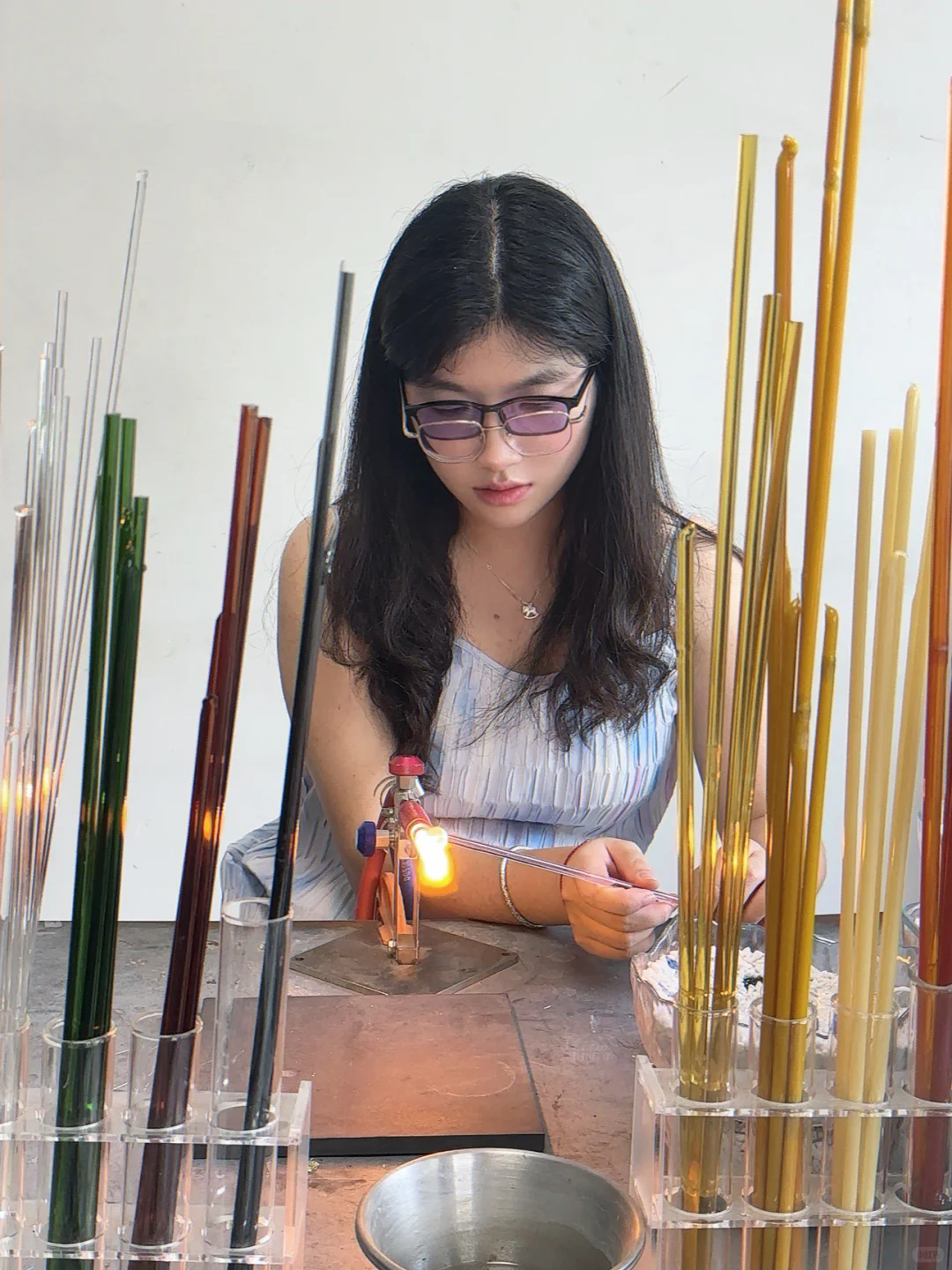 在景德镇，烧玻璃