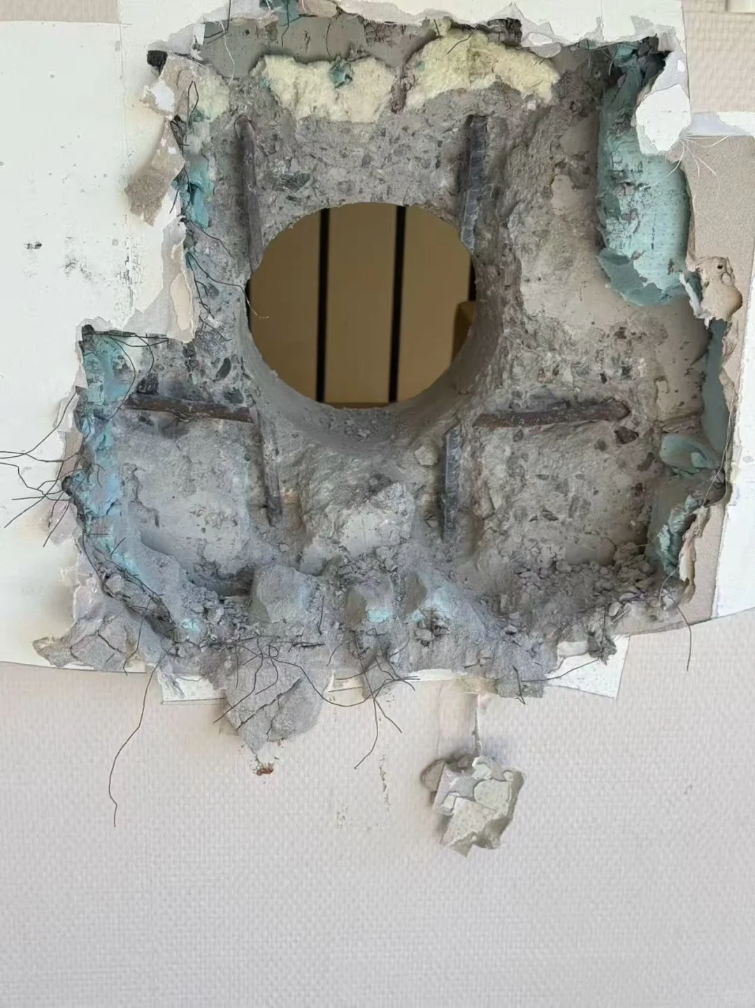 打穿的洞怎么会恢复？