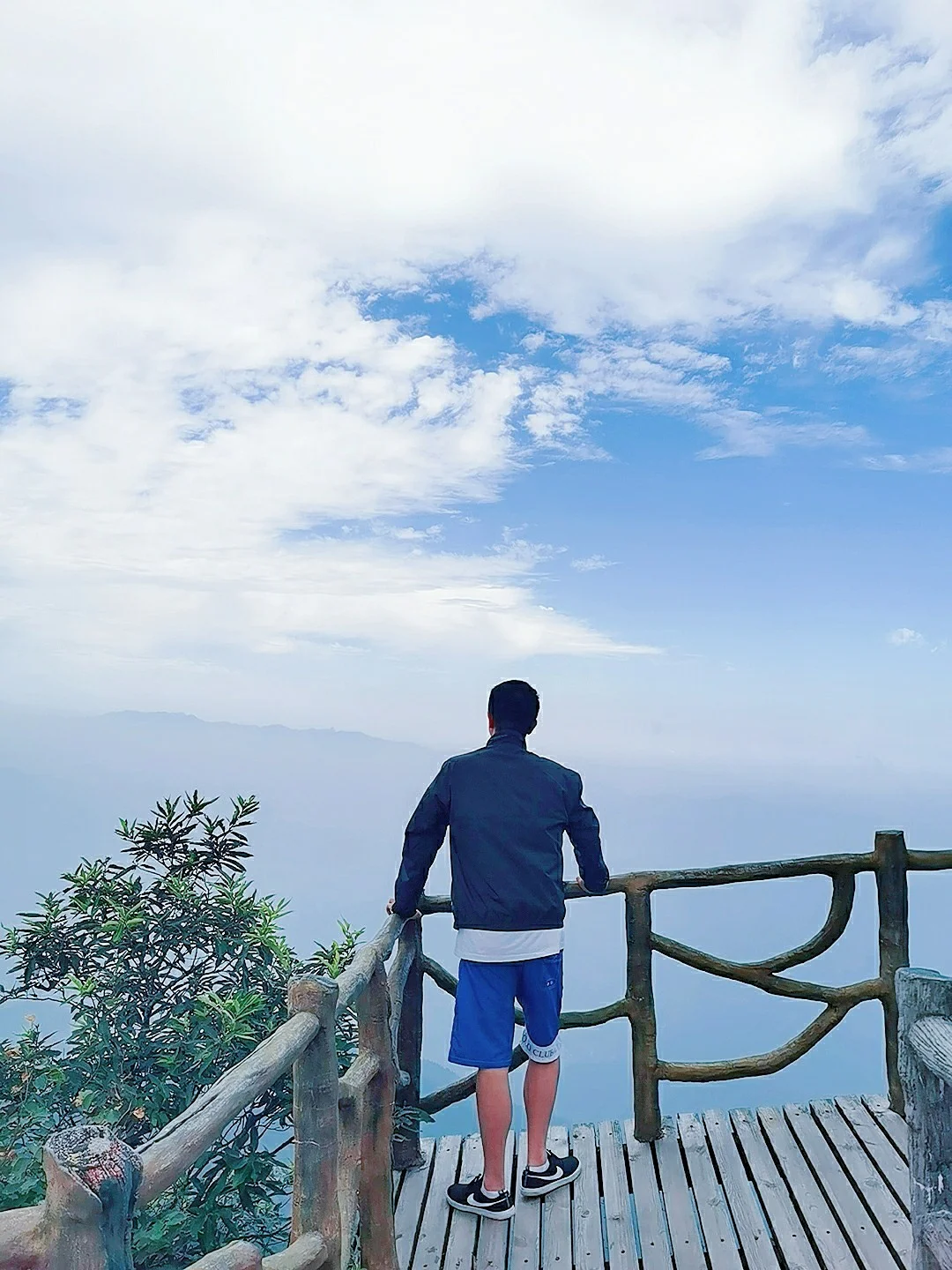 薄刀峰景色对得起5a景区的称号