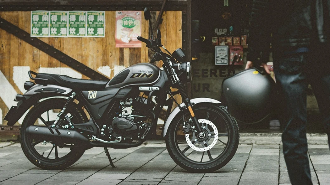 骂醒一个是一个,没有双通道ABS的摩托别碰