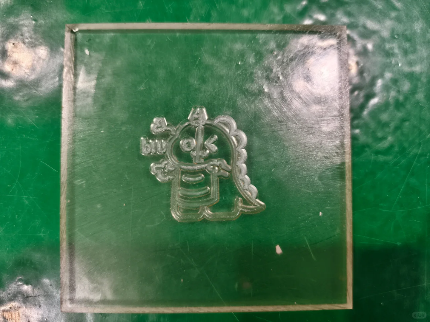 奥特曼脸呐，我的老天奶