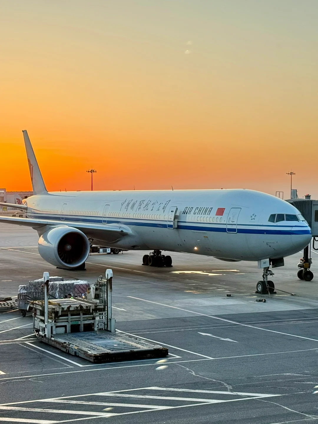 交换一张你在航站楼里拍的飞机✈