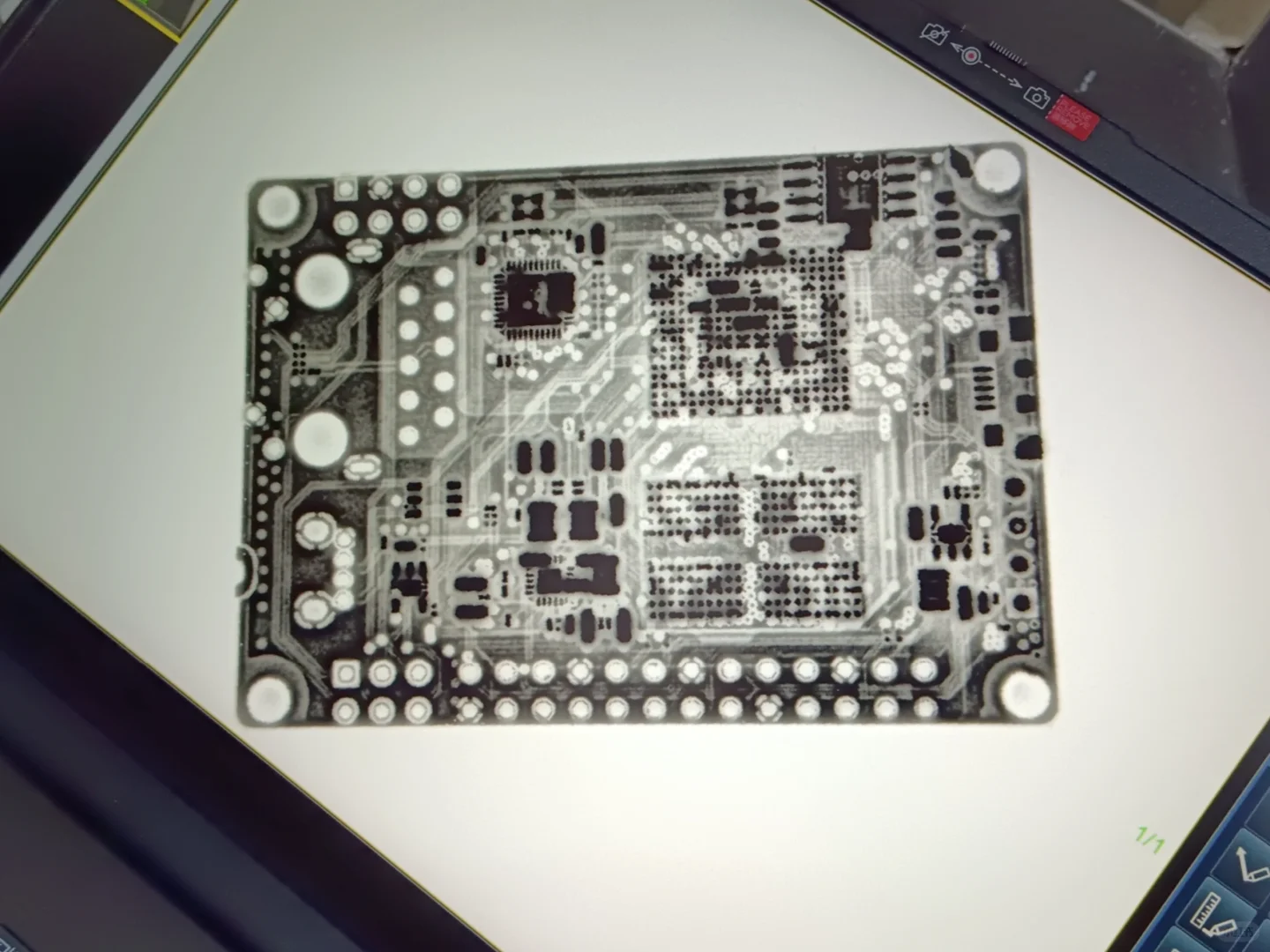 ?X 光检测电路板，效果显而易见