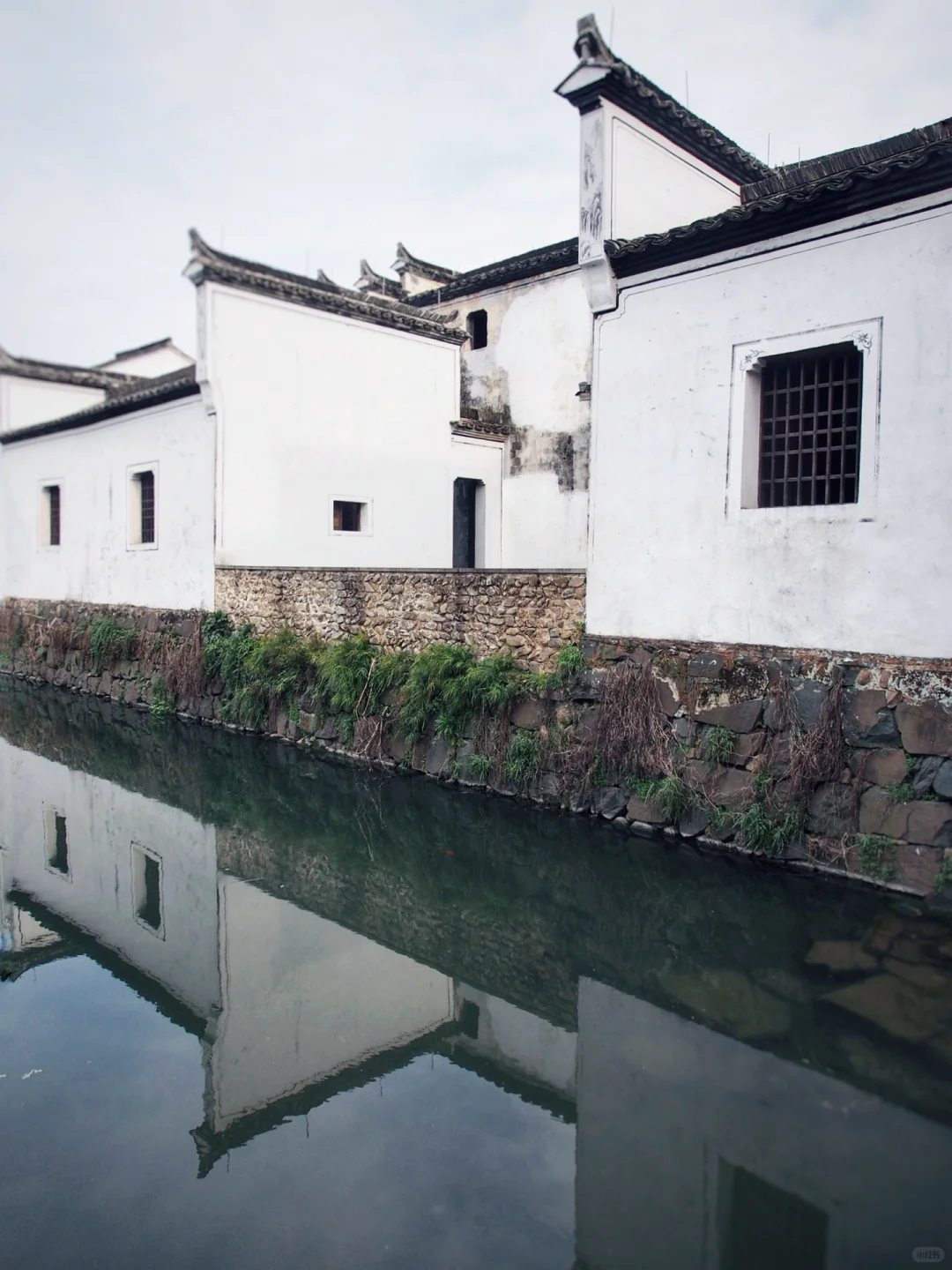 gad把吴冠中的画改造成最美回迁房：东梓关村