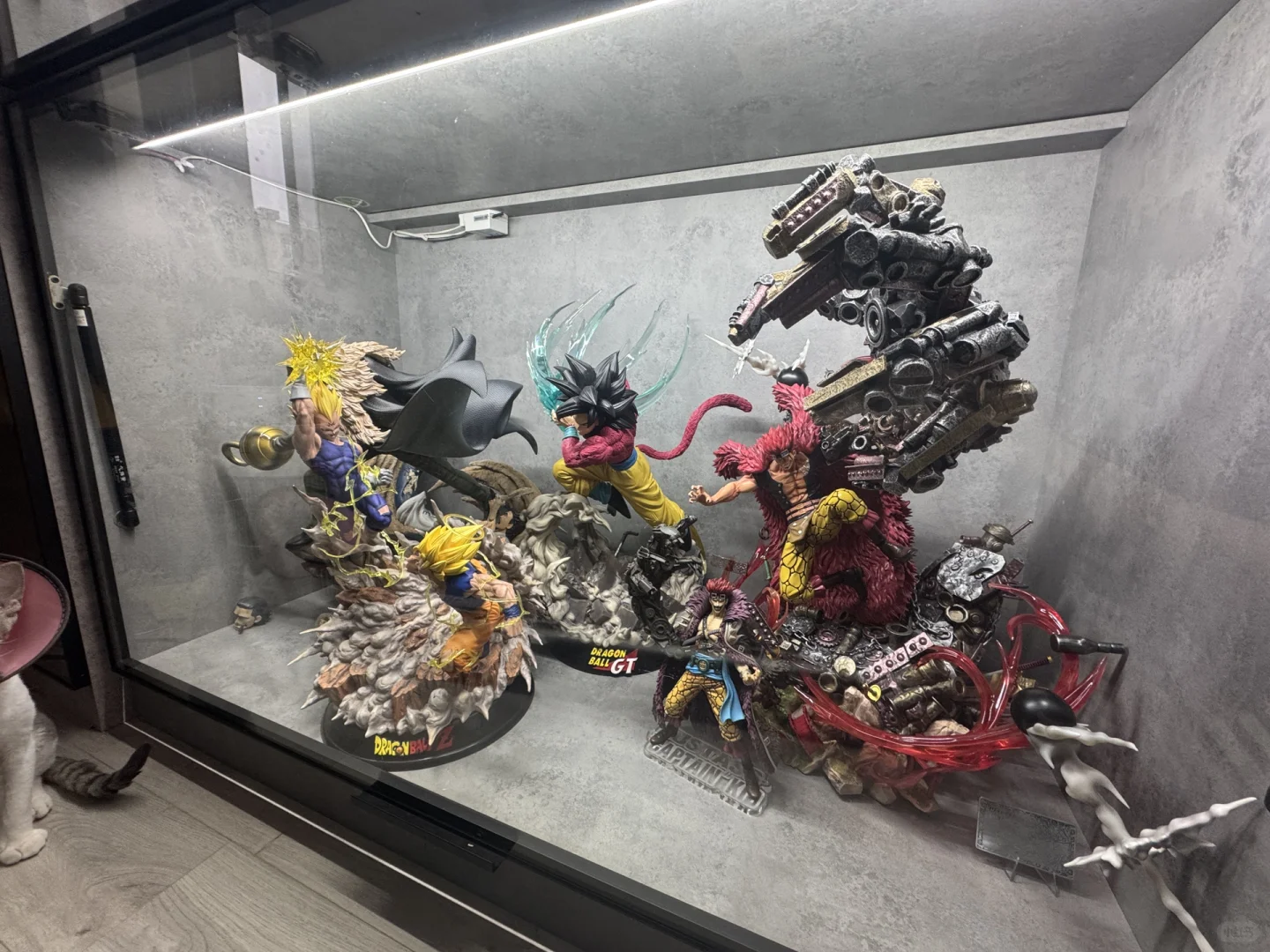 低价甩卖老公的手办玩具，上海自提！！