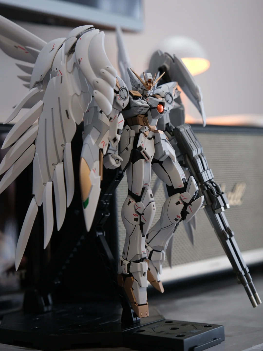 ?送给男朋友的礼物推荐-【白天鹅高达】手办