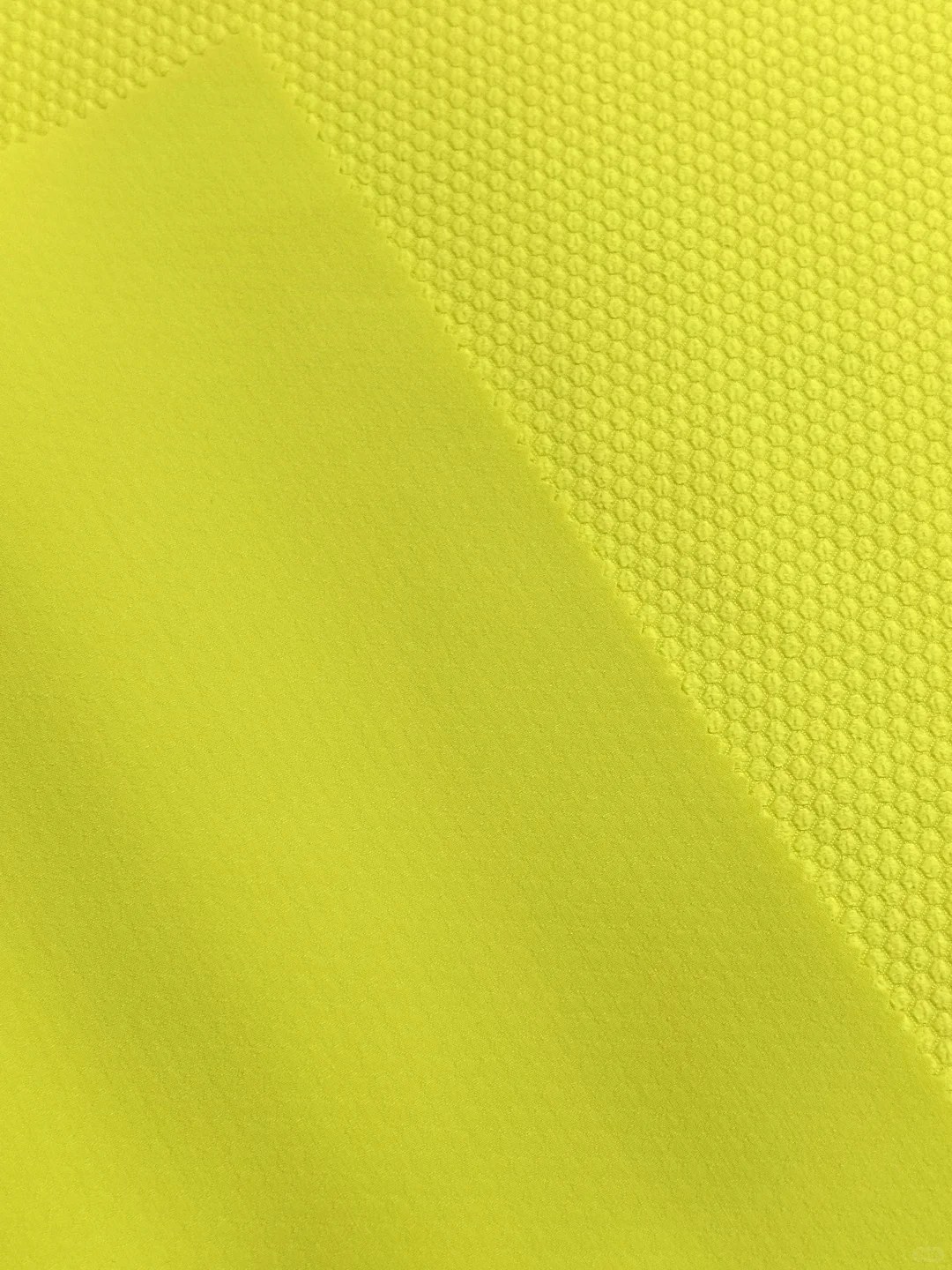 软壳户外 | 蜂窝肌理感防泼水登山服面料