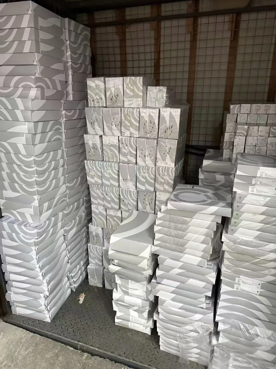 专供宝马全系原厂品质配件，为您的爱驹提供