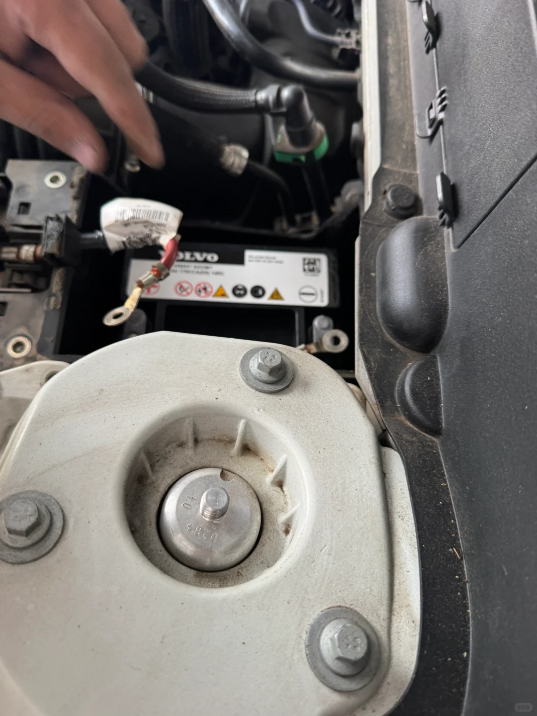 xc90 辅助蓄电池一定要及早更换