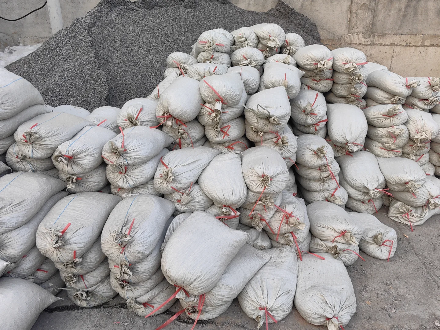 上海码头黄沙水泥直销