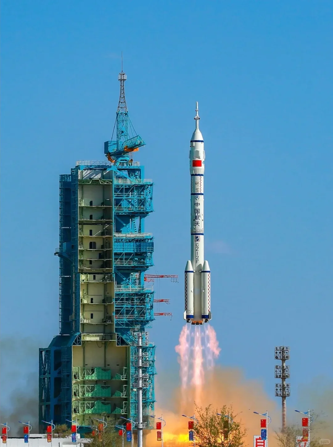 神舟21号载人飞船，发射日期推迟啦！