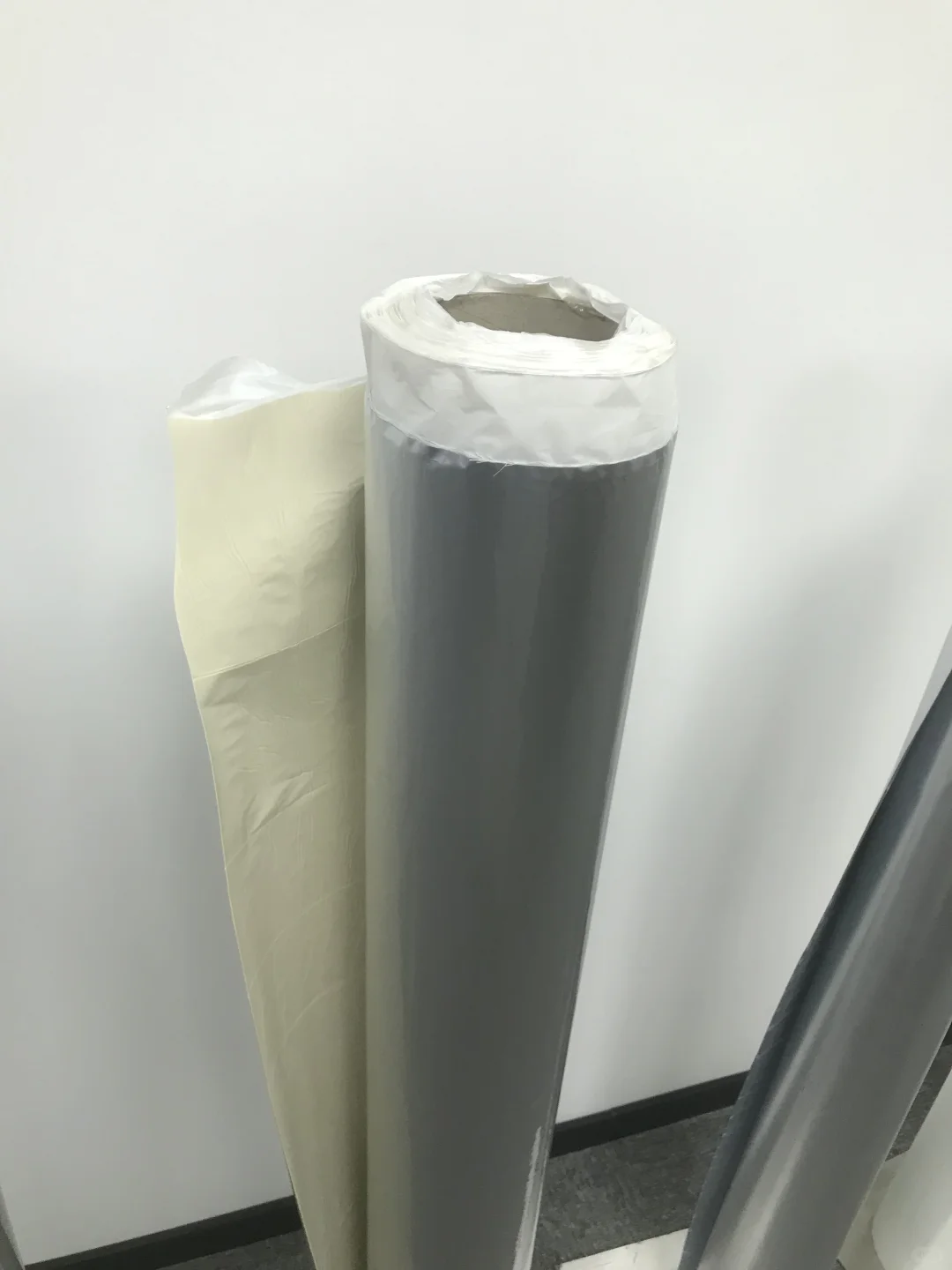 屋面隔热防水卷材丁基胶自粘抗老化材料