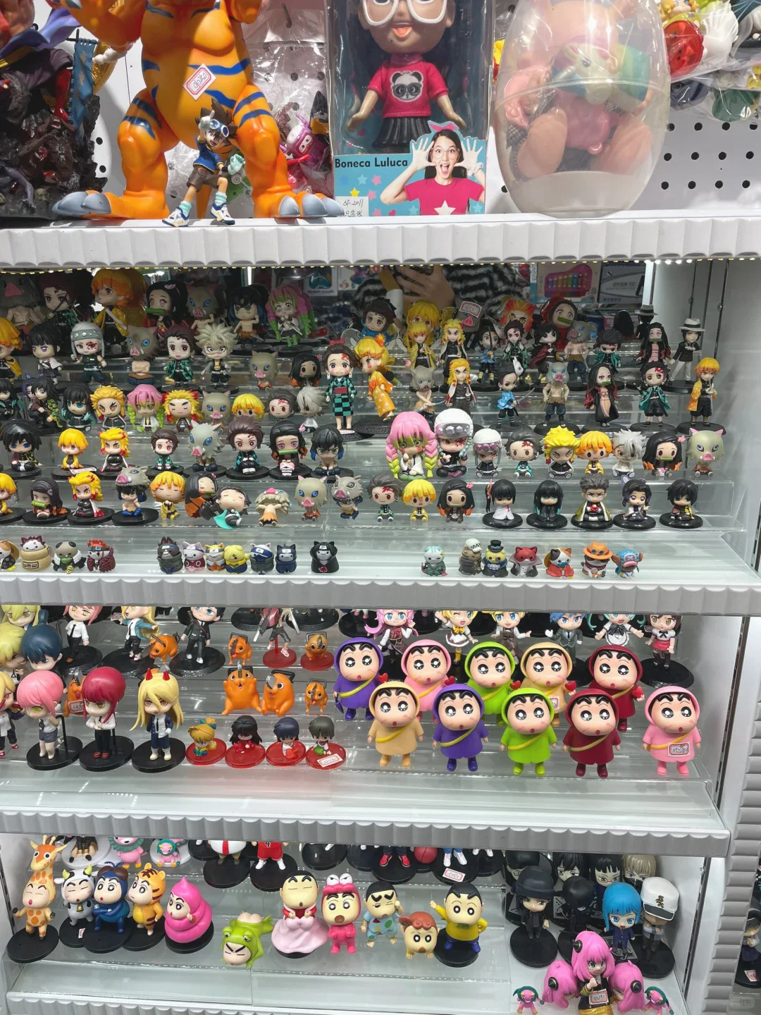 盲盒手办摆地摊1小时全被二次元小孩抢空