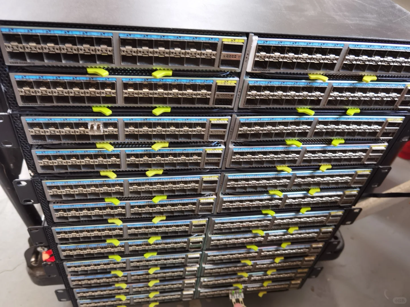 华为CE8860-4C-EI数据中心交换机