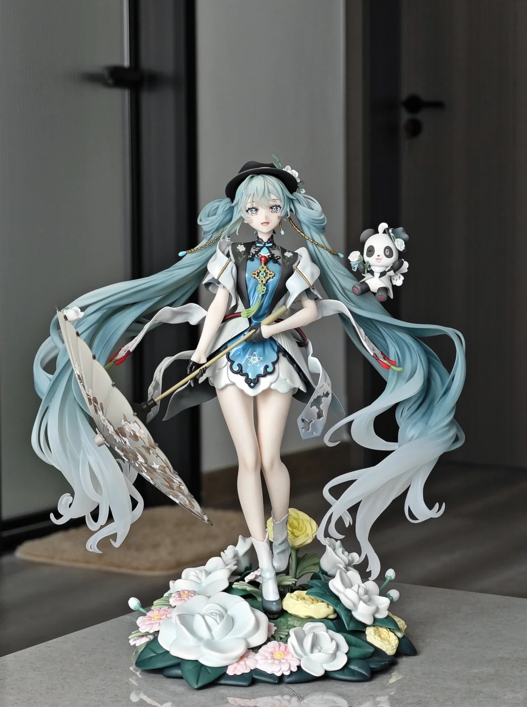 天青色等烟雨，而我在等你....