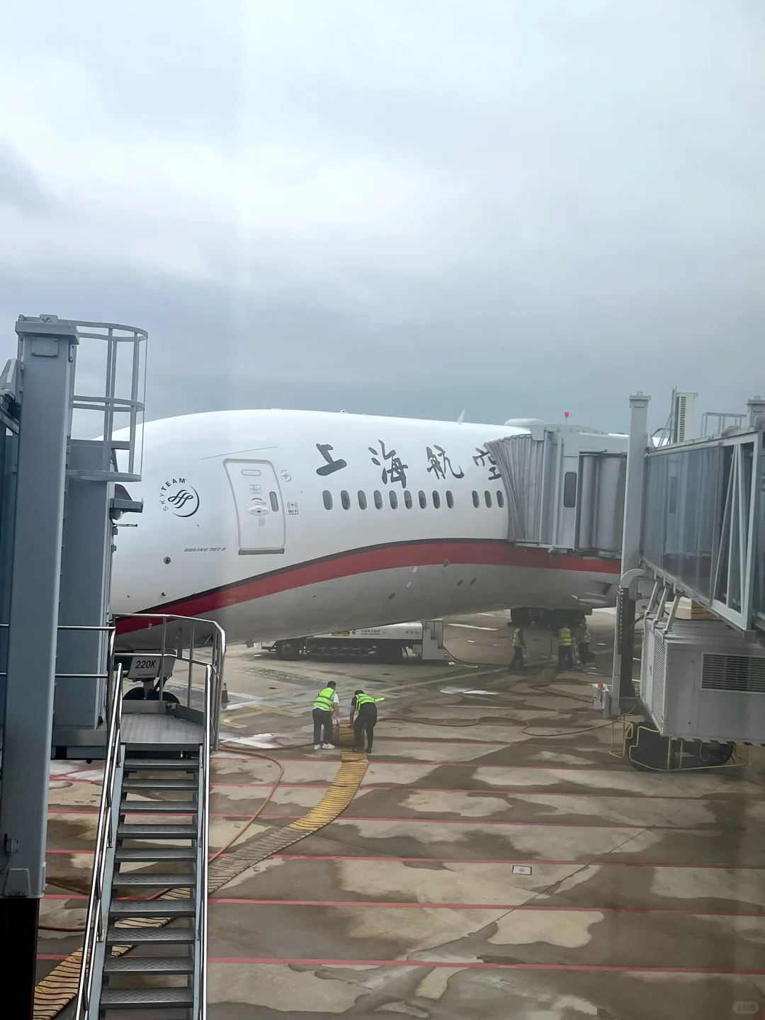 第一次坐上海航空·波音787宽体机