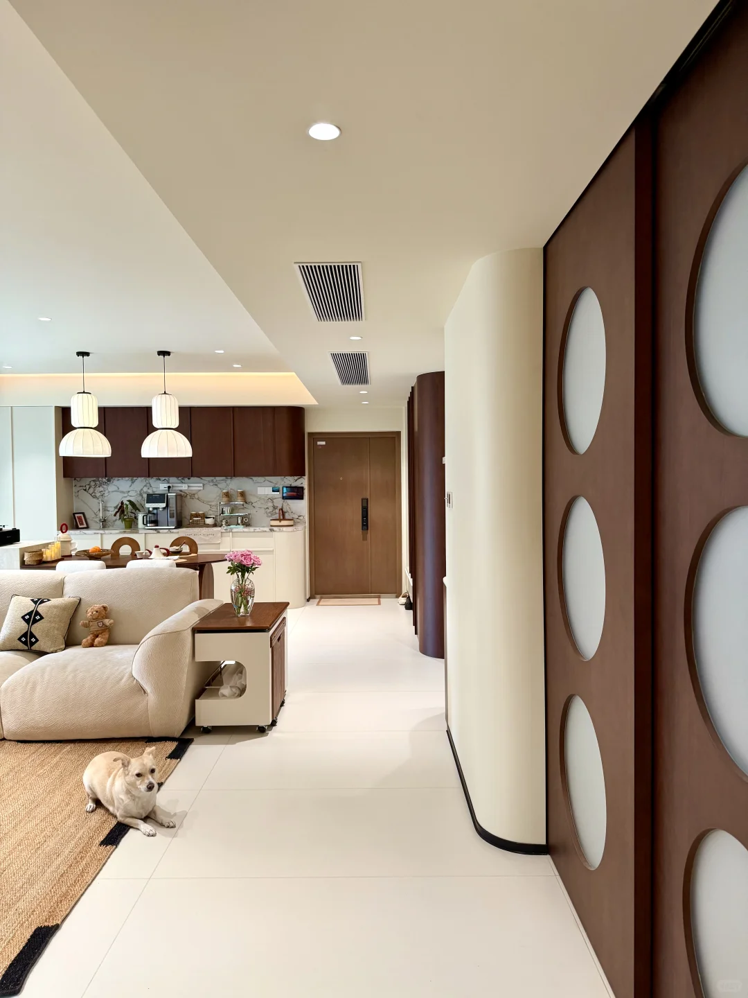 朋友来参观我家后说，难怪我不爱出门。。。