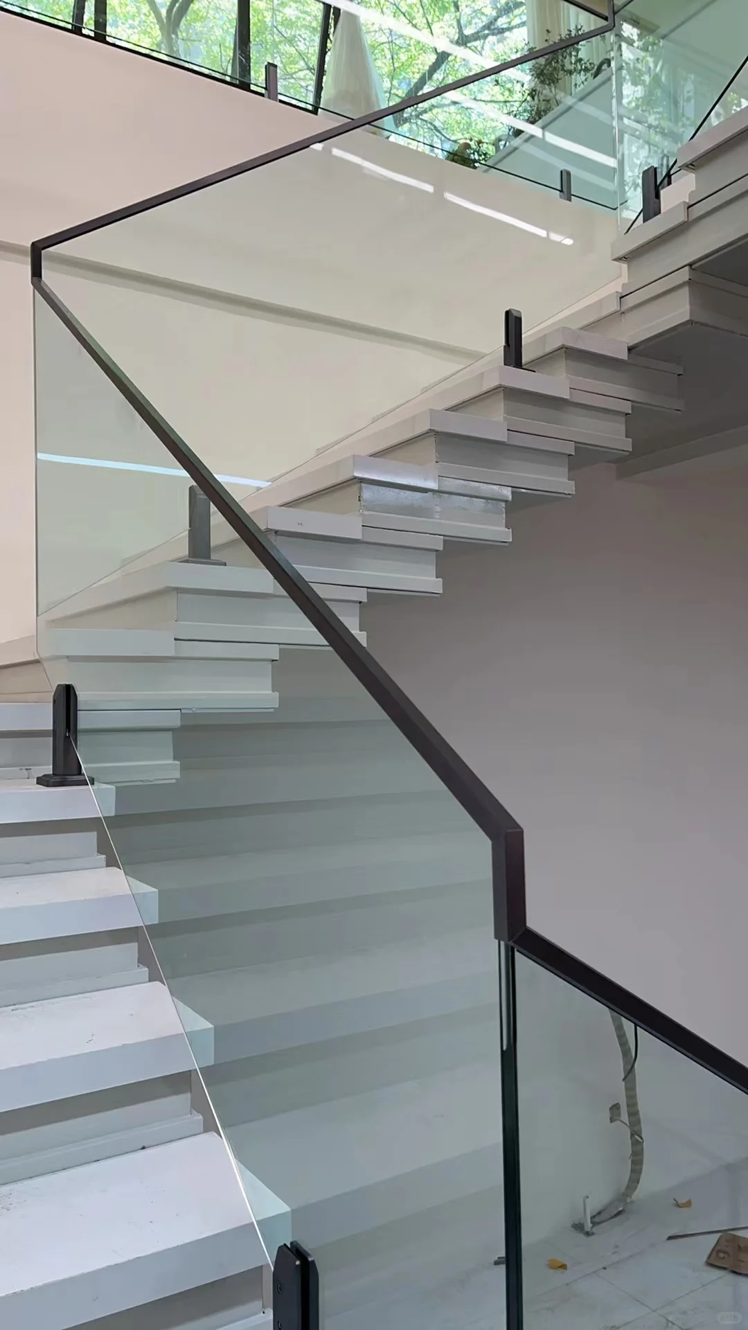 铝合金底座玻璃护栏