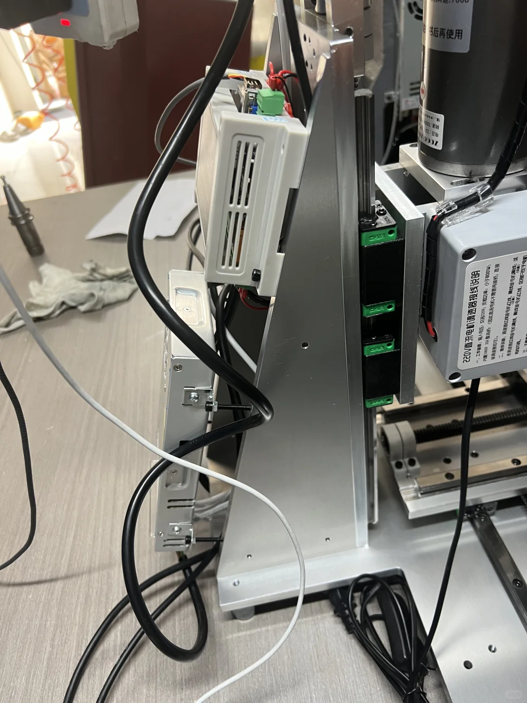 看看加长版车铣钻能做些什么呢