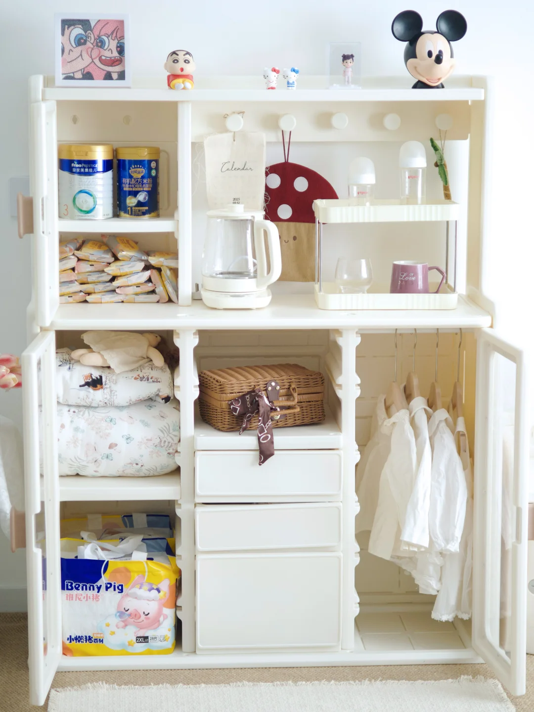 在童话收纳柜里，藏着她的小小世界