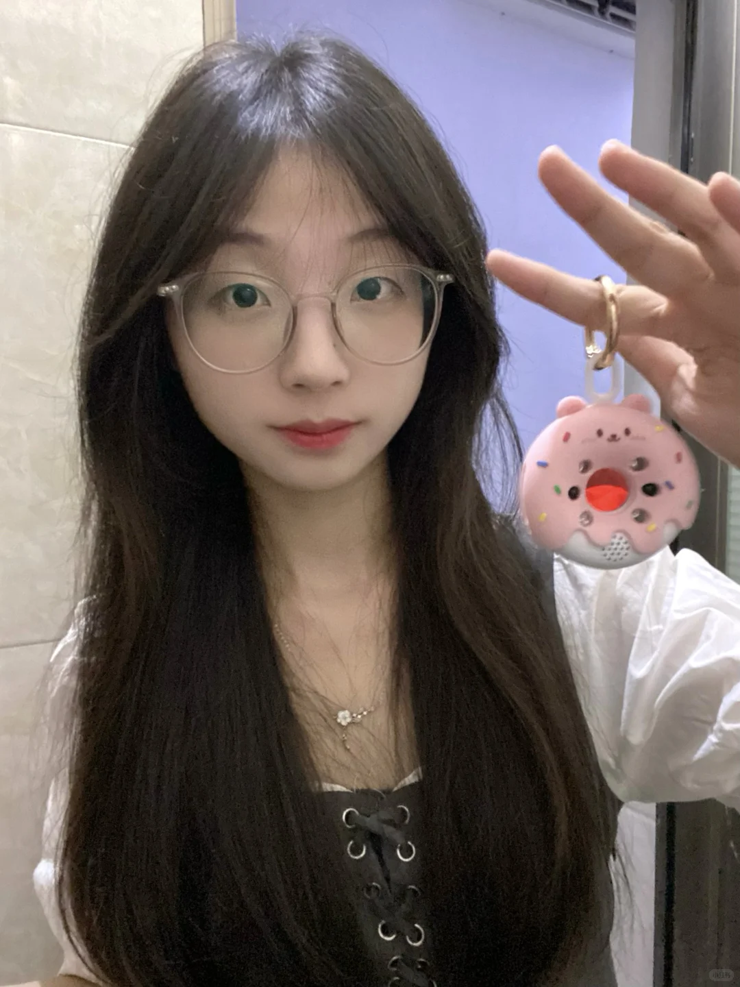 旅游出差住酒店怕有摄像头?