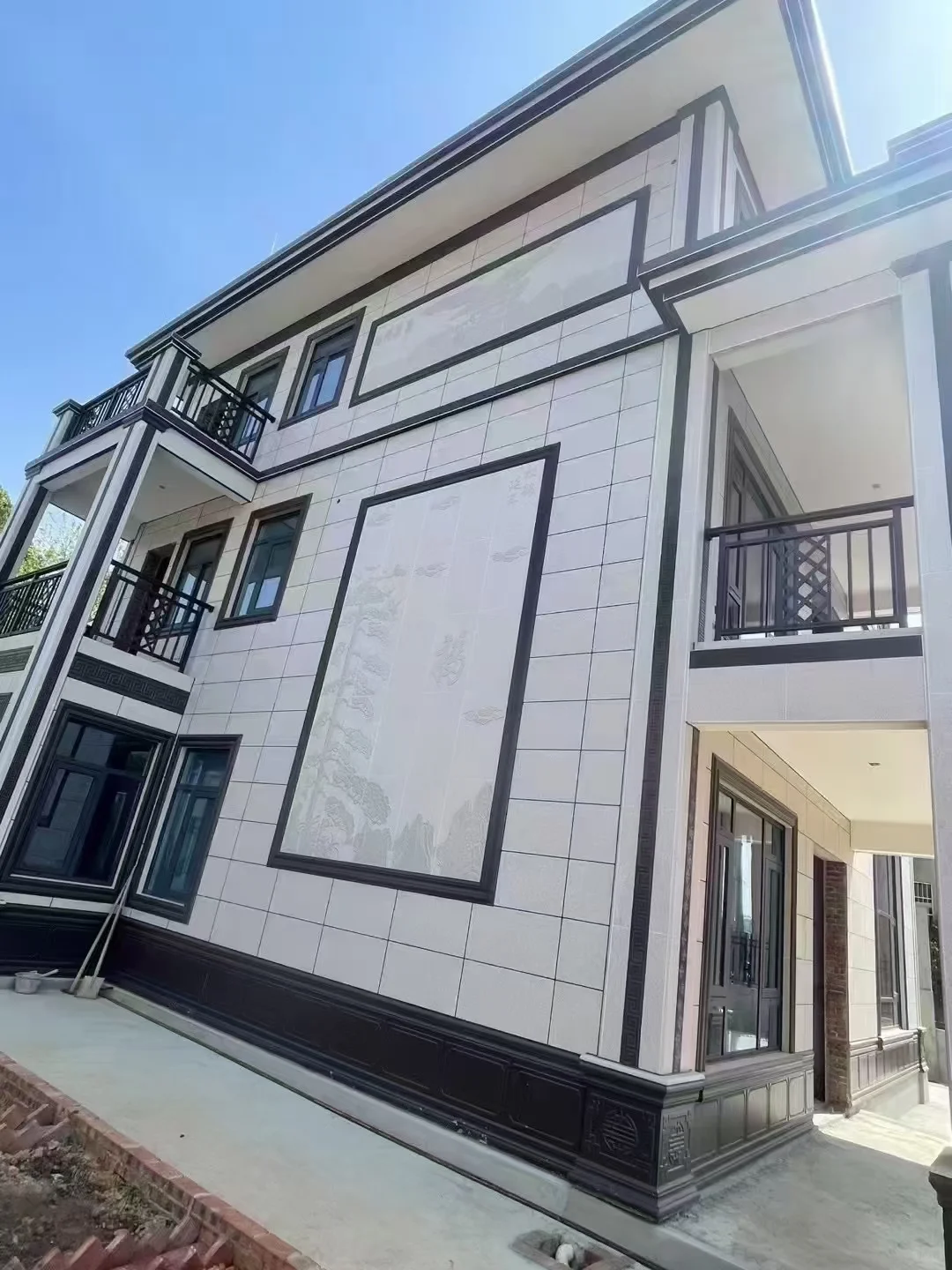 告别瓷砖脱落！陶瓷保温一体板，施工快省成本