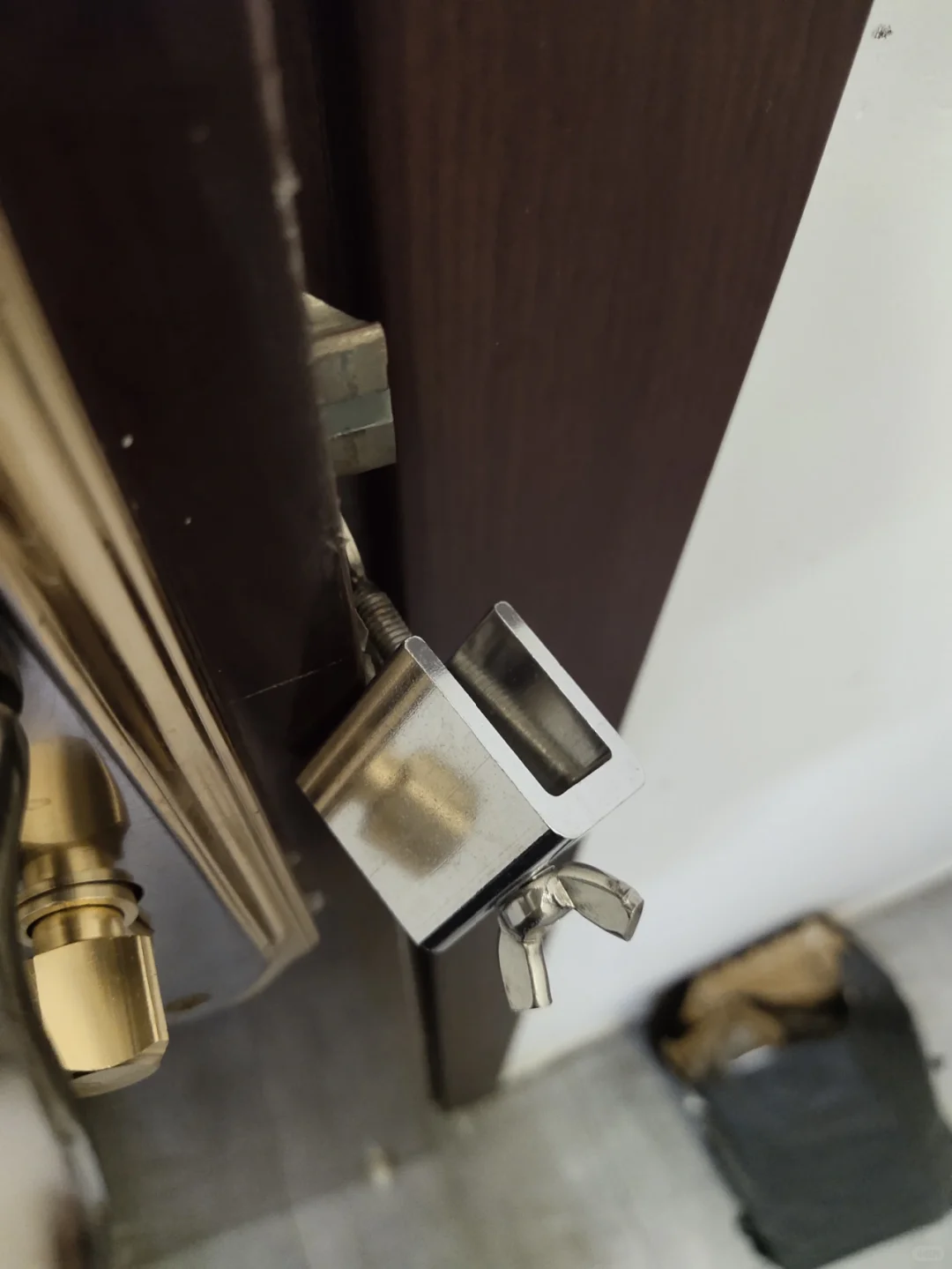 独居女孩的安全感